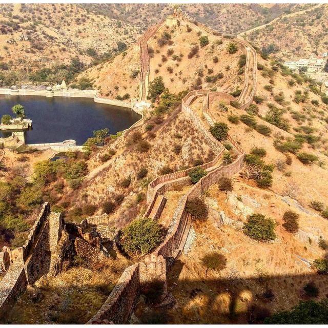 jaipur city wall.png