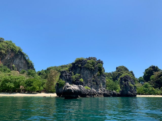 Koh Hong72.jpg