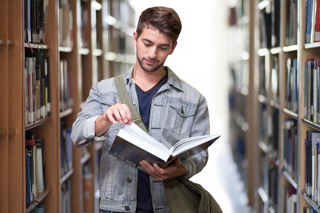 college-student-3500990_1920.jpg