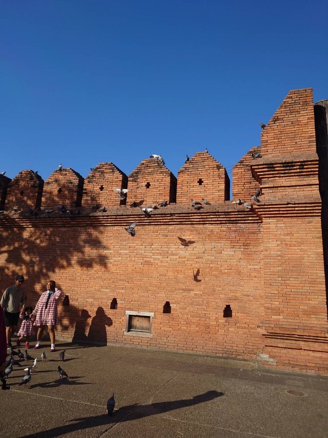 Wat Chedi Luang Worawihan1.jpg