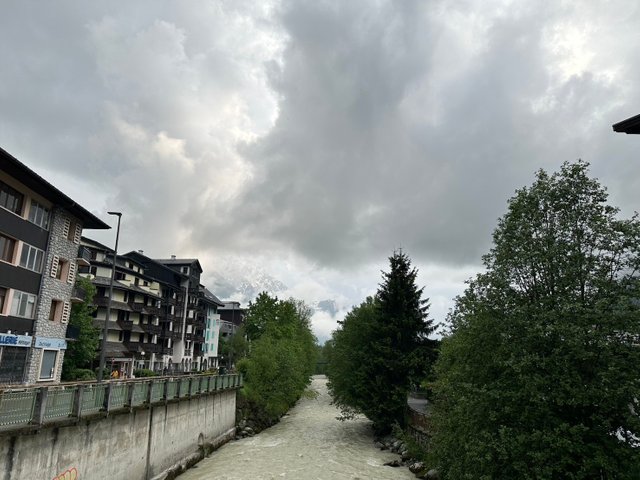 Chamonix-Mont-Blanc1.jpg