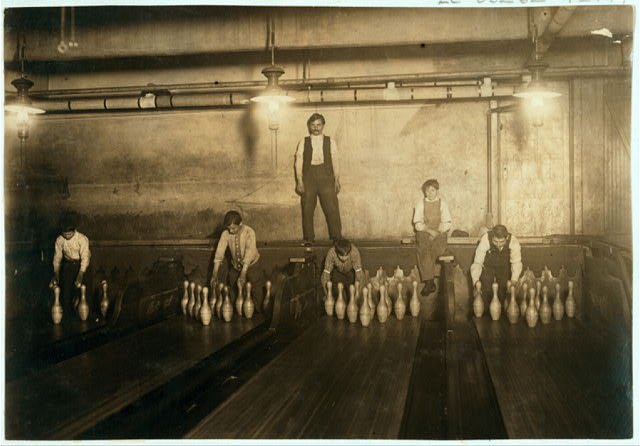 Pin-boys-working-in-Subway-Bowling-Alleys-N.Y..jpg