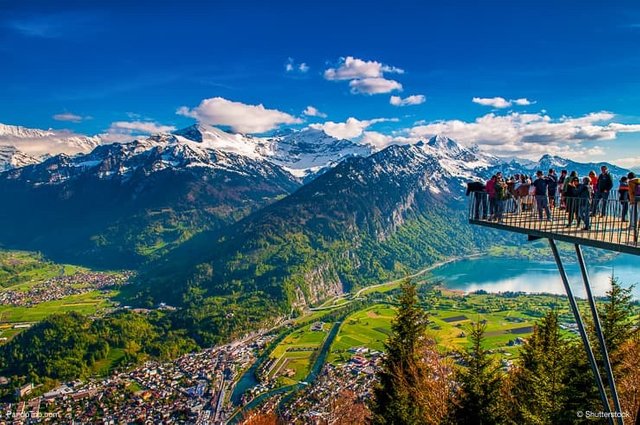 Viewpoint-at-Harder-Kulm-in-Interlaken-Bern-Switzerland.jpg