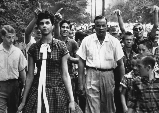 dorothy-counts-15-the-first-black-student-to-attend-harding-high-school-in-charlotte-north-carolina-is-taunted-by-white-students-on-september-5-1957.jpg