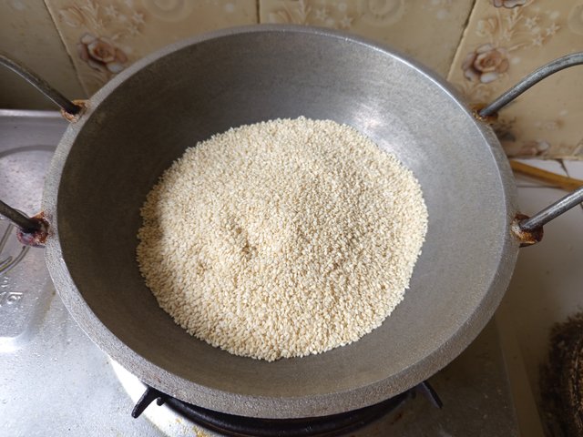 সাদা তিল (5).jpg