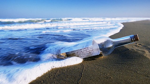 beach-message-in-a-bottle-clear-glass-impossible-bottle-wallpaper-preview.jpg