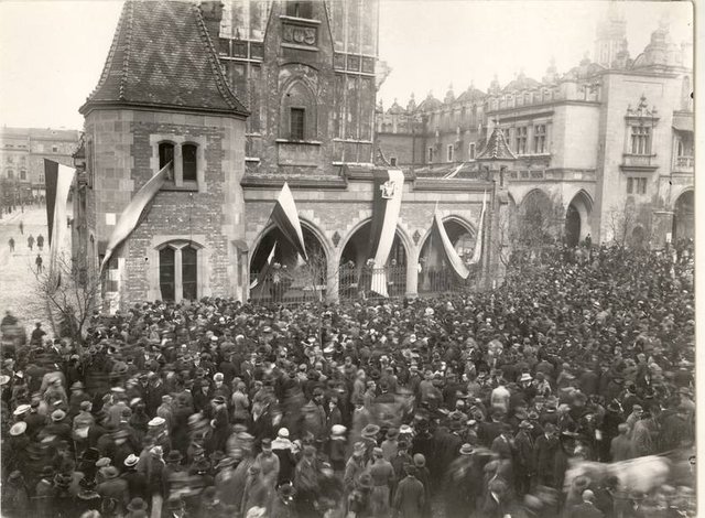 krakow liberation 1918.jpg
