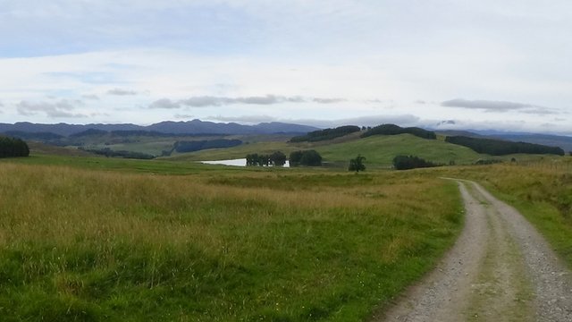 1 Loch Moraig.jpg