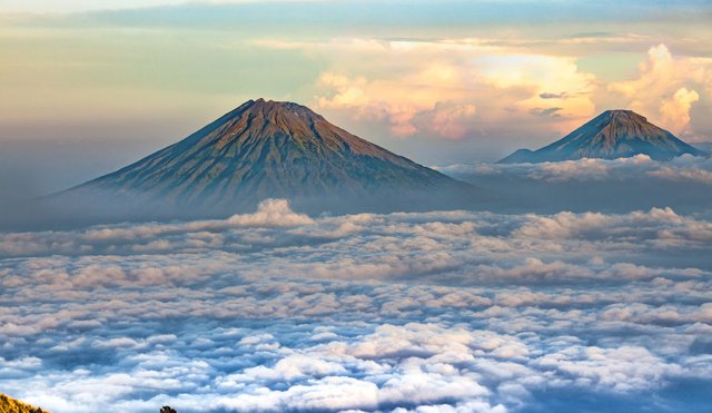 Best-Tourist-Attractions-Indonesia-Mt-Bromo.jpg