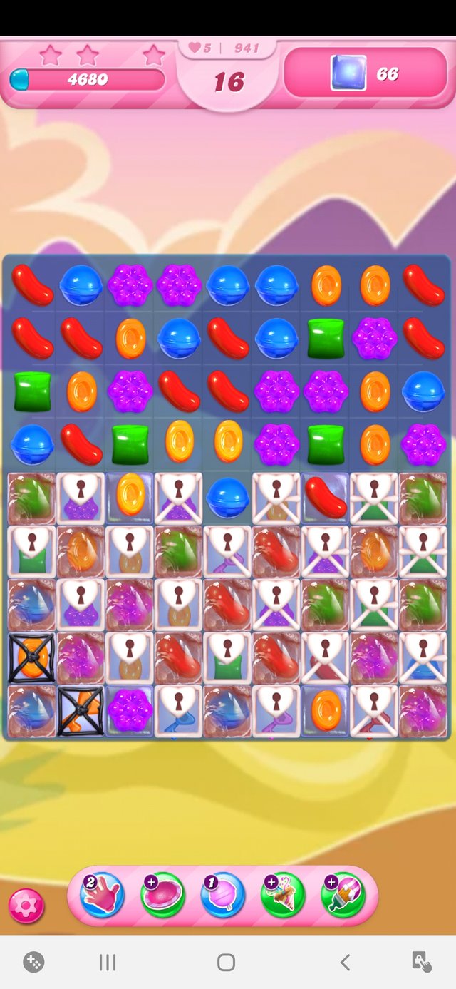 Screenshot_20220128-102917_Candy Crush Saga.jpg