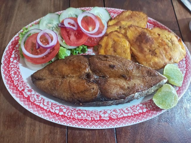 Pescado Frito.jpg