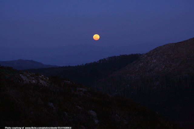 FullMoonOverMountains-001-010419.jpg