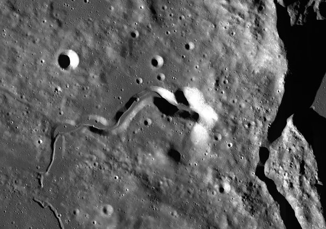 esa-ira-explorar-cavernas-lunares-para-coloniza-las-318371-1_768.jpg