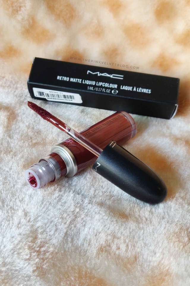 MAC Retro Matte Liquid Lipstick Carnivorous - Review and Swatches.jpeg