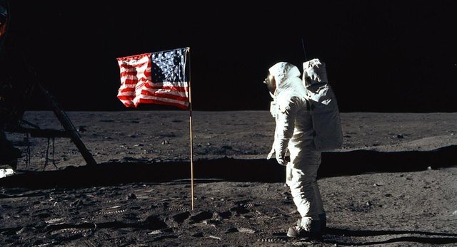 Apollo 11 Moon landing US flag salute_0.jpg