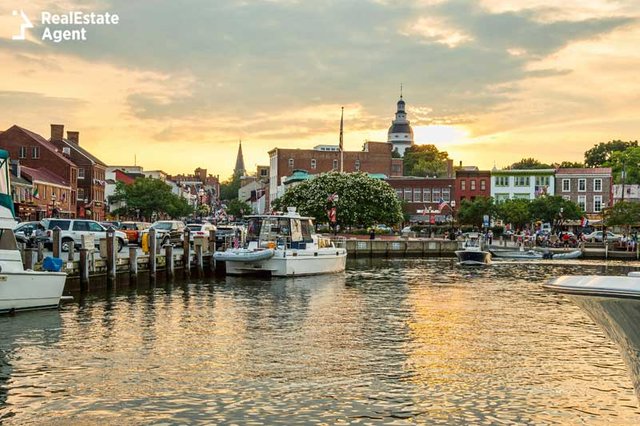 beautiful-Annapolis-for-boating-family.jpg