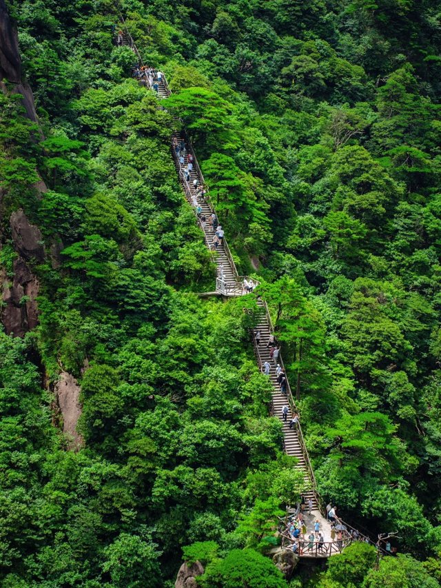 讲真‼️我很少用“震撼”来形容一座山😭_7_Hello威廉_来自小红书网页版.jpg