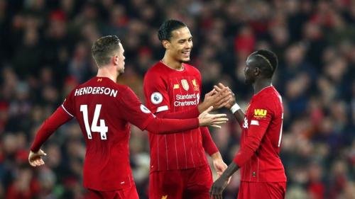 van-dijk-tak-ingat-tangannya-menyentuh-bola-di-laga-liverpool-vs-wolverhampton-hJzoled94t.jpg