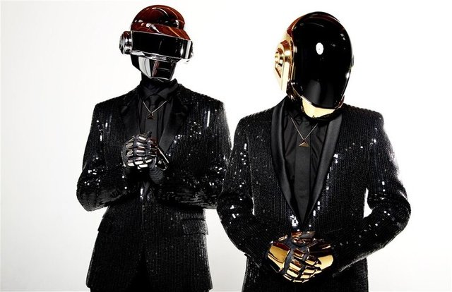 A review about Daft Punk s Giorgio by Moroder. Steemit