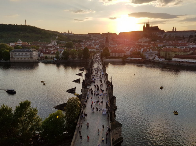 Charles Bridge.png