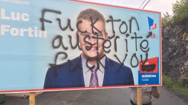 ok-parti-liberal-luc-fortin-pancarte-election-vandalisme.jpg