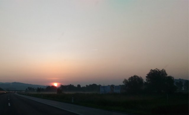 sunrise2.jpg