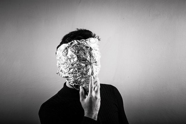 anonymous_aluminum_aluminium_foil_mask_person_face_hidden-1094510.jpg!d.jpeg