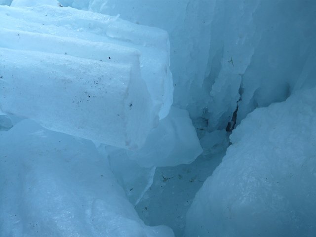 block-of-ice-16566_1280.jpg