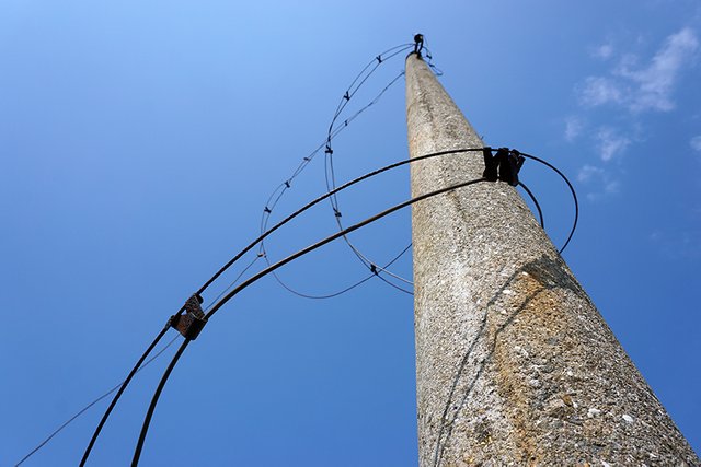 Telephone Wire Concrete Post_s.jpg