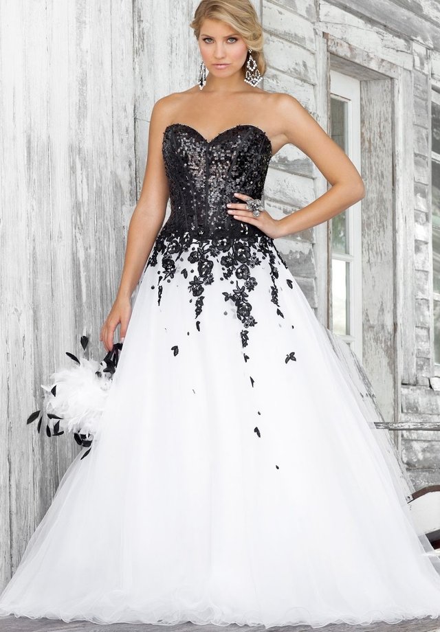 Organza Strapless Sweetheart Ball Gown Long Prom Dress.jpg