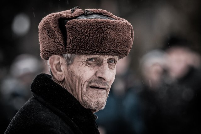 old-man-1147288_1920.jpg