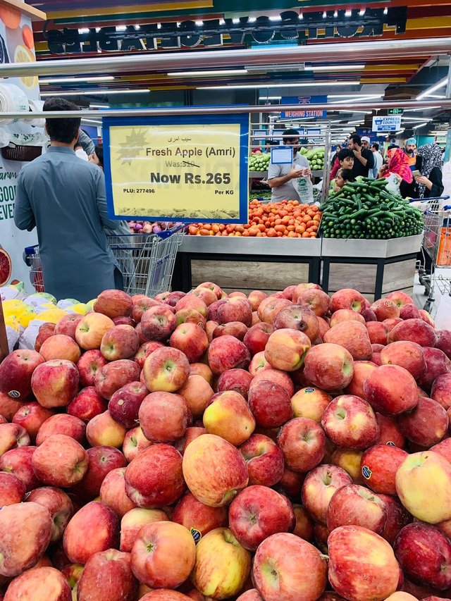 apple.jpg