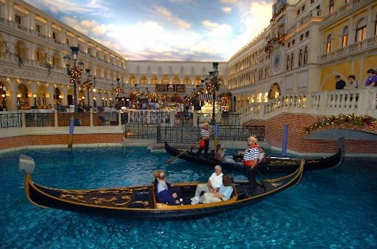 shopping-em-las-vegas-venetian.jpg