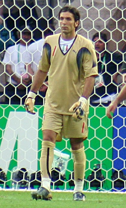 Italy_vs_France_-_FIFA_World_Cup_2006_final_-_Gianluigi_Buffon.jpg
