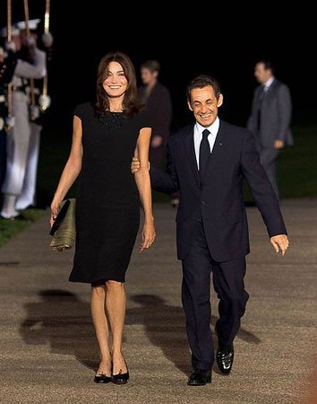 471px-Nicolas_Sarkozy_and_Carla_Bruni_at_Pittsburgh_G20_Summit-.jpg