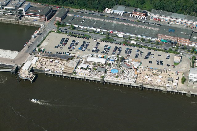 Elbstrand 008.jpg