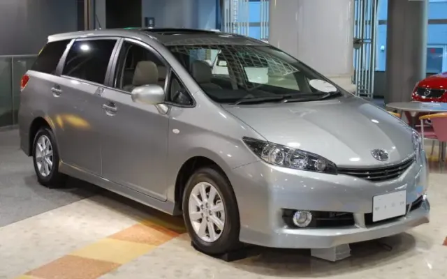 2009_Toyota_Wish_03-1-768x480.jpg.webp