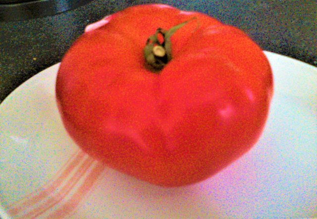 Food Photography, Big Tomato Surprise, April 24 2017.jpg