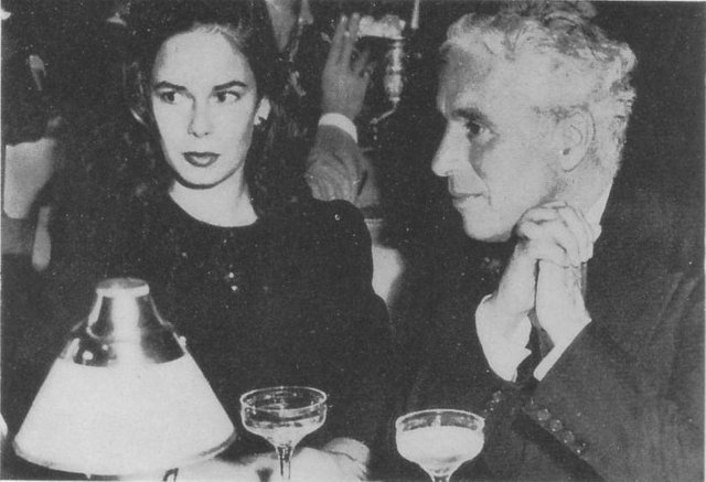 Oona_and_Charlie_Chaplin_1944.JPG