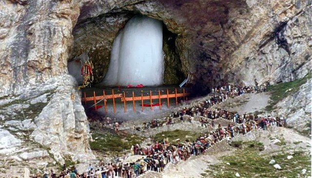 505510-amarnath-cave-shrine.jpg