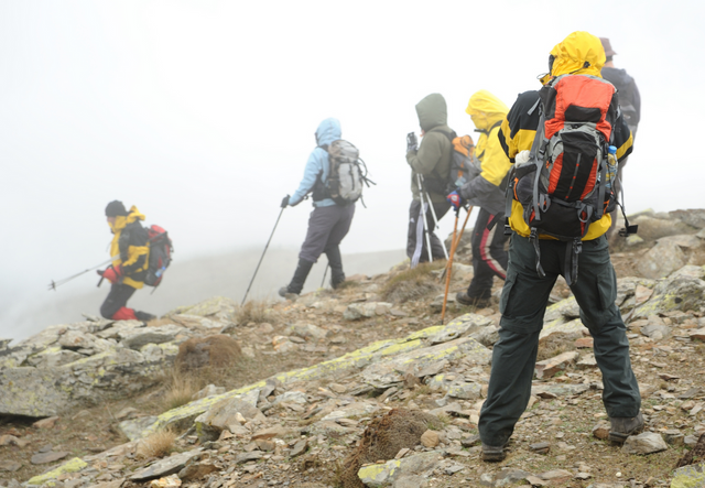 Escaladores de montaña. (2).png