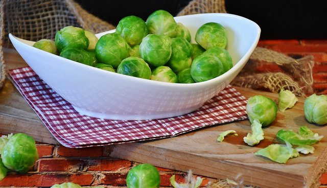 brussels-sprouts-1856706_1280.jpg