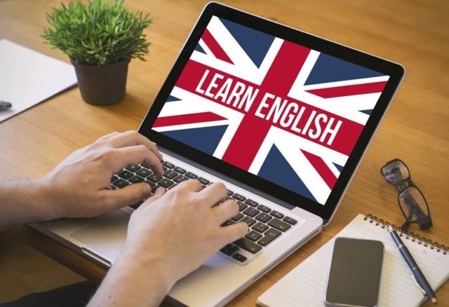 English-online-courses-768x526.jpg