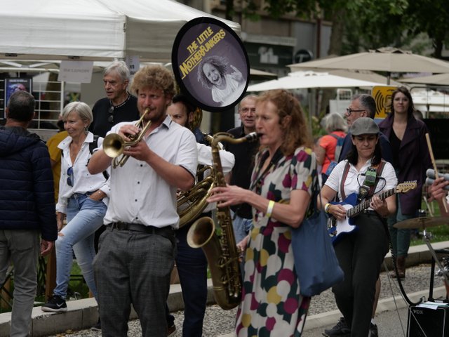 enfanfare (1).JPG