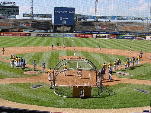 500px-Estadio_Jose_Bernardo_Perez_2007.jpg