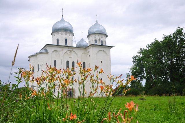 Свято-Юрьев монастырь. Георгиевский собор (1).JPG