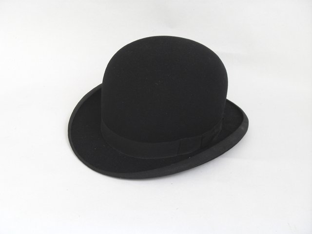 Bowler_hat,_Vienna,_mid-20th_century.jpg