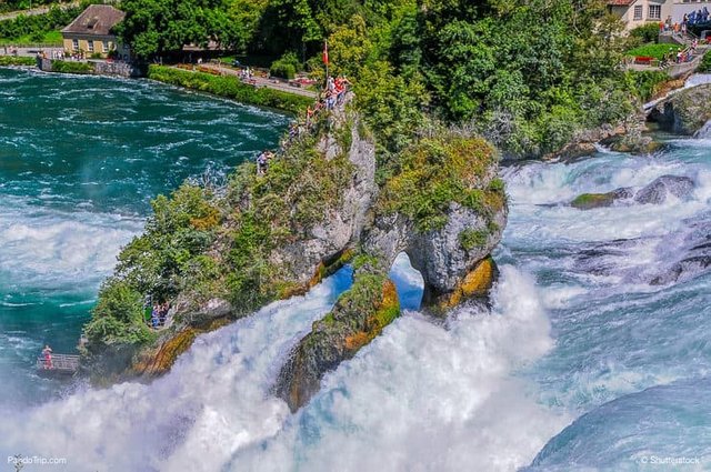 View-to-the-Rheinfall-in-Switzerland.jpg