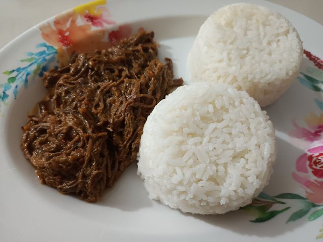 8 almuerzo 1.jpg