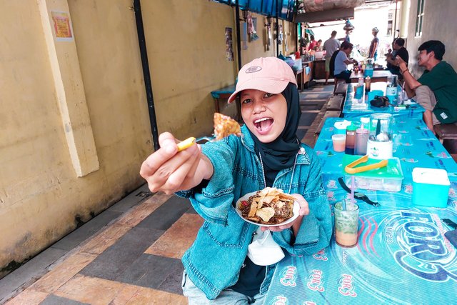 Rujak-Thai-Pui-Ji.jpg